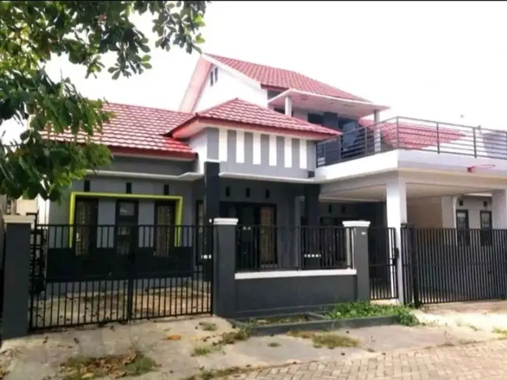 RUMAH BESAR Di komp Perdagangan Permai 2. Banjarmasin