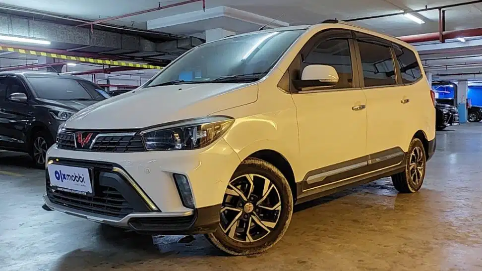 TDP 5,JT Wuling Confero S 1.5 L Lux Bensin-MT Putih 2020