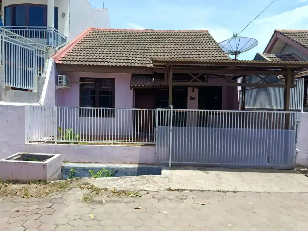 Dijual Rumah Lokasi Strategis