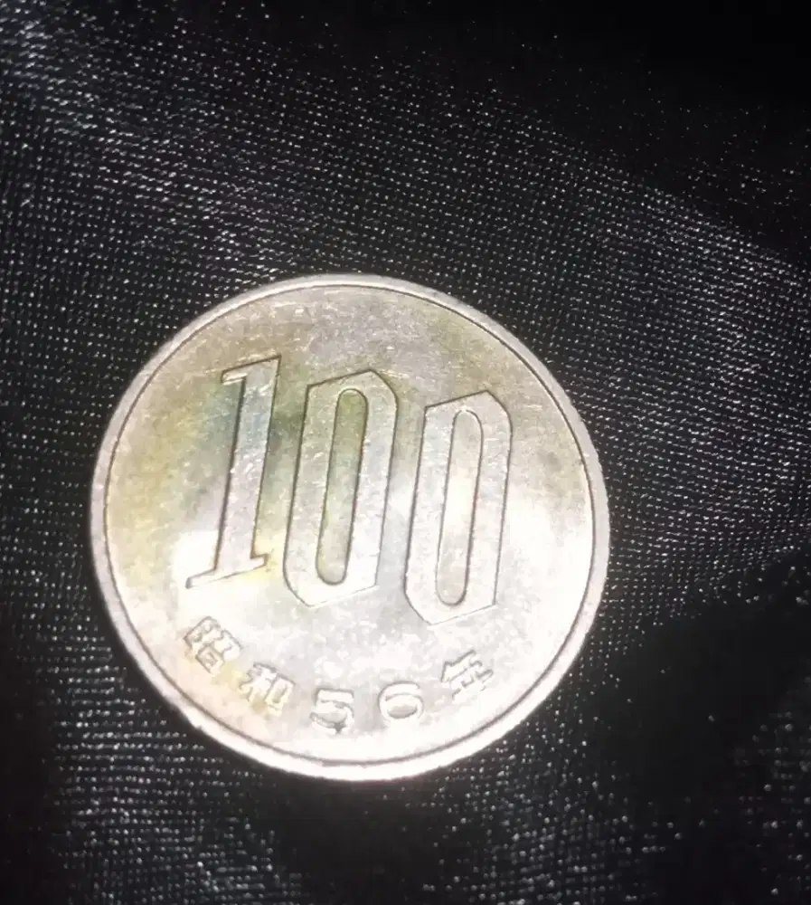Coin Jepang antik 100 yen