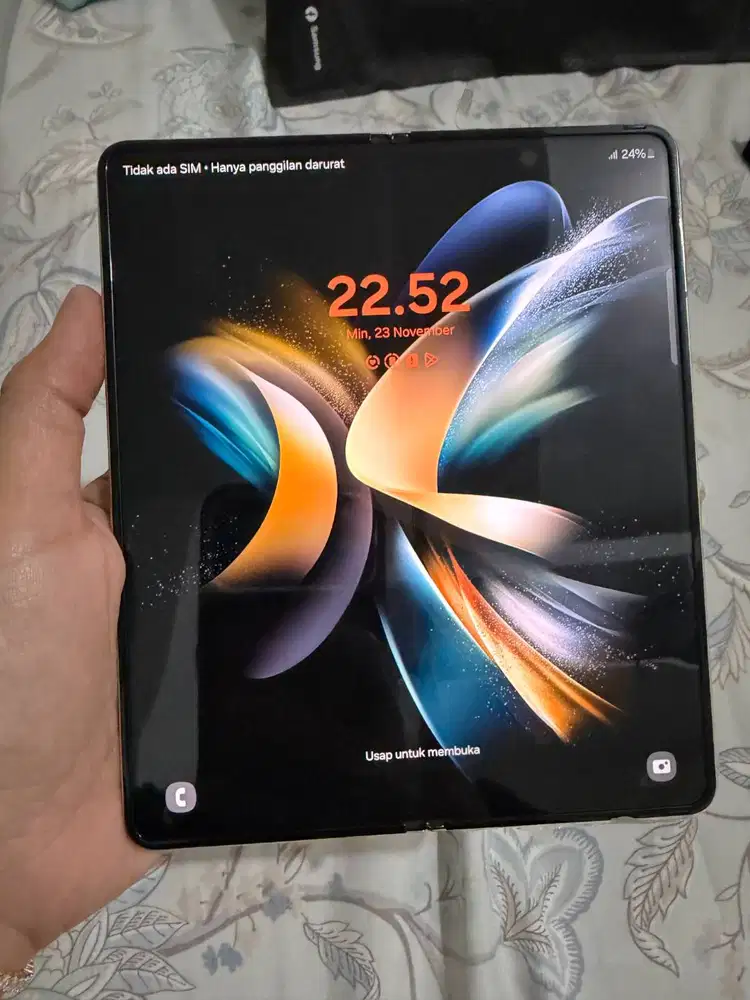 Samsung Galaxy Z Fold 4 12/256 GB Second like new