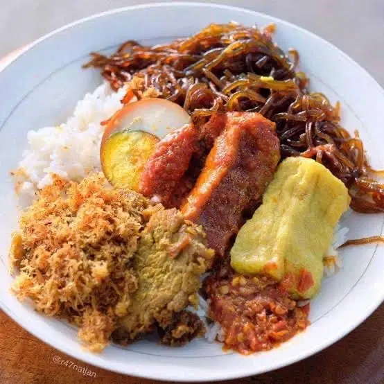 Dibutuhkan Wanita Serabutan Depot