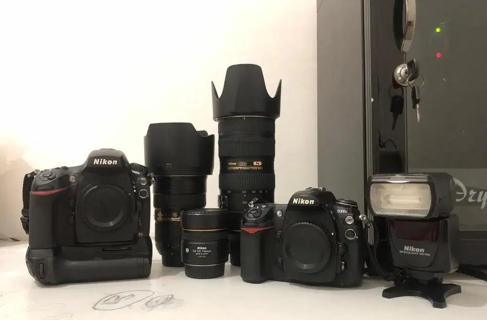 Dijual set kamera+lensa+speedlite+dry cabinet