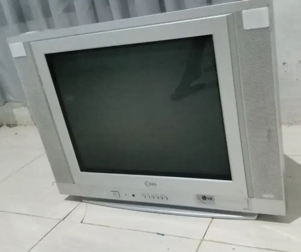 Siapa cepat dia dapat Tv LG 21 Inci layar datar siap pakai