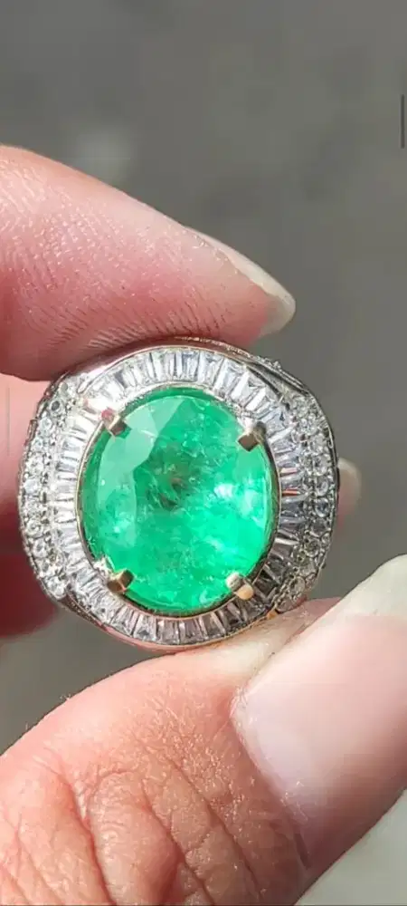 batu zamrud colombia plus memo