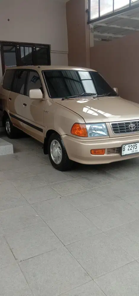 Toyota Kijang 2000 Bensin