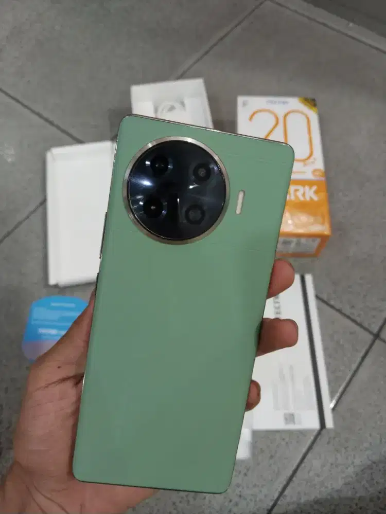 Tecno Spark 20pro+ 8/256 seken murah dan lengkap