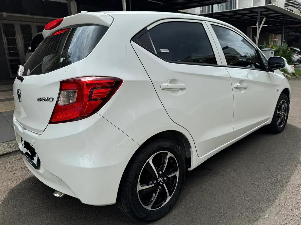 Honda Brio E CVT 2024