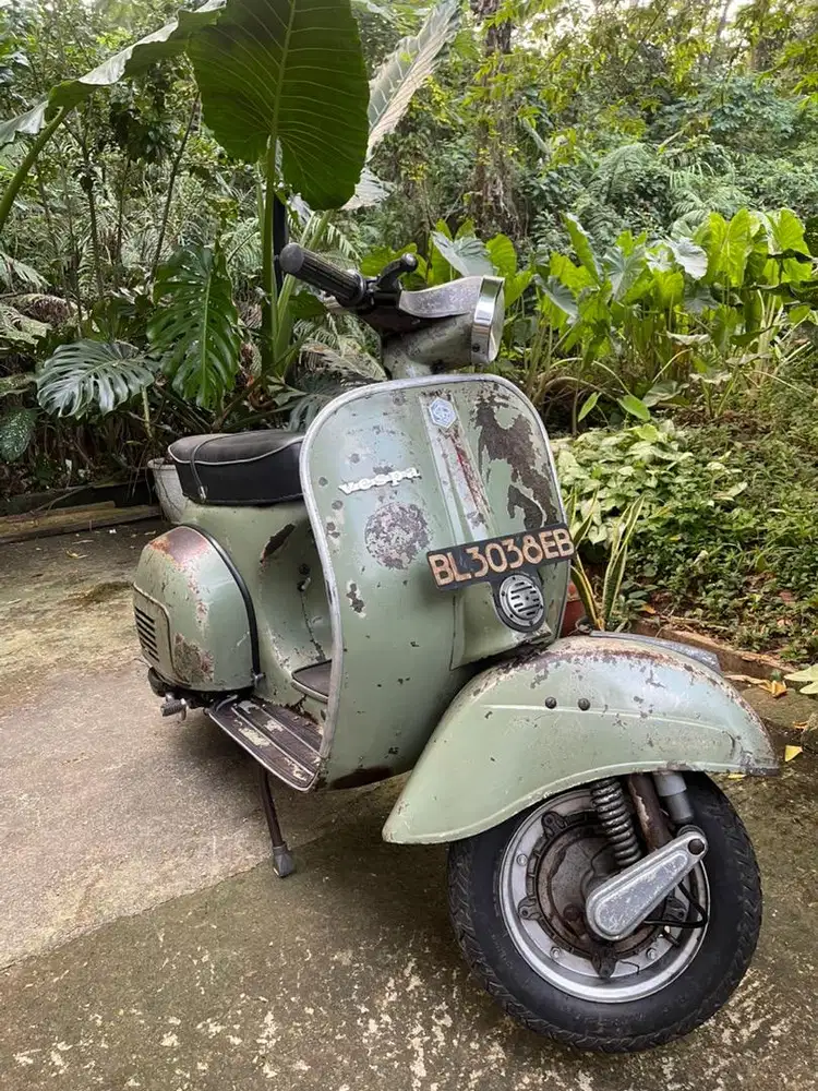 Vespa Sprint 77 Original pain depok