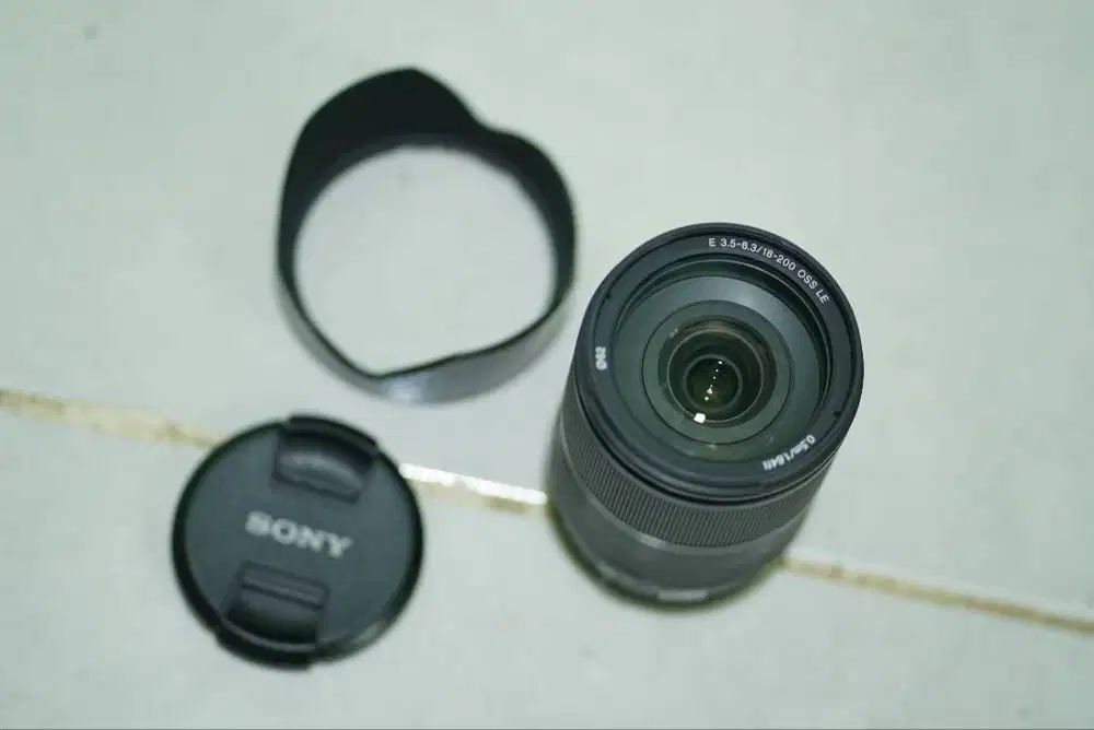 Lensa Sony E 18-200mm OSS Sapujagad rare