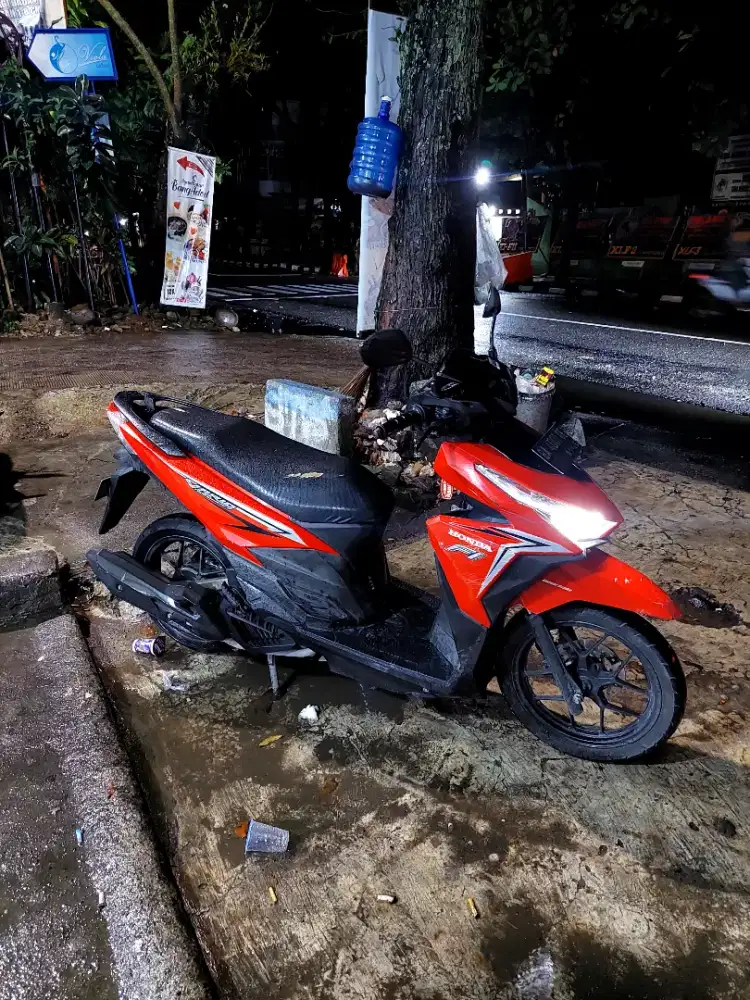 Vario led old tahun 2016