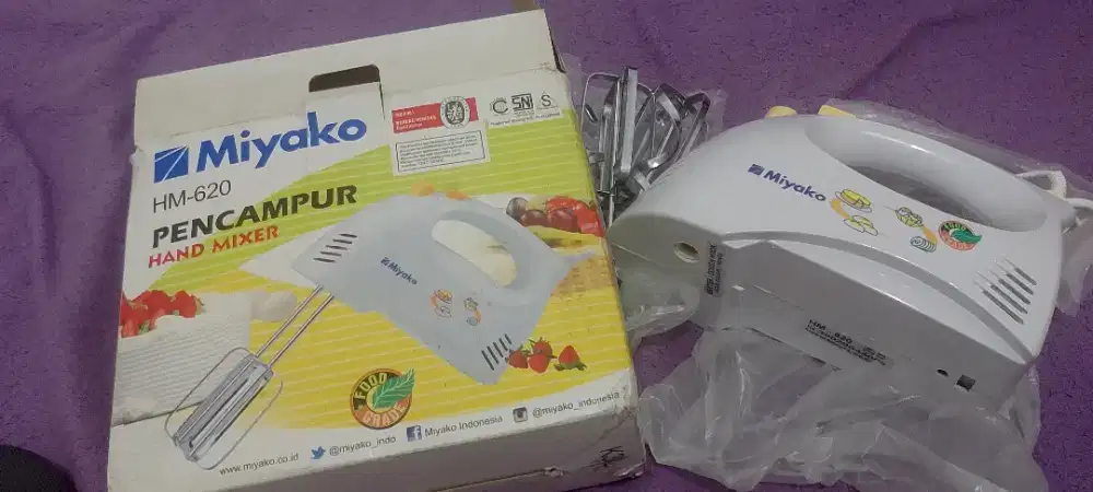 Hand mixer Miyako
Kondisi baru
No Minus