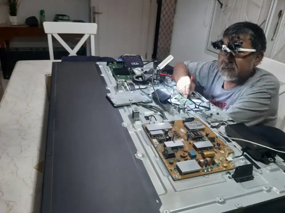 MENERIMA JASA SERVICE TV LED PLASMA SMART ANDROID