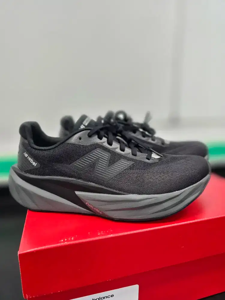 New Balance Rebel v5 Men's Running Shoes - Black Castlerock 
(US 9)