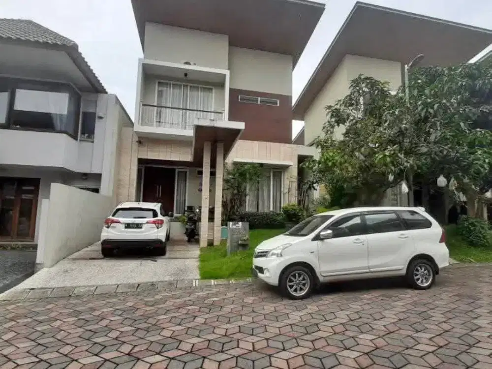 Rumah Mewah ijen Nirwana Residance Cluster Favorit Kota Malang