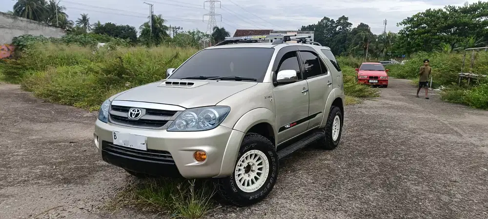 Toyota Fortuner 2006 Bisa tukar tambah