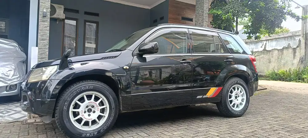 Suzuki Grand vitara 2007 JLX bisa tukar tambah