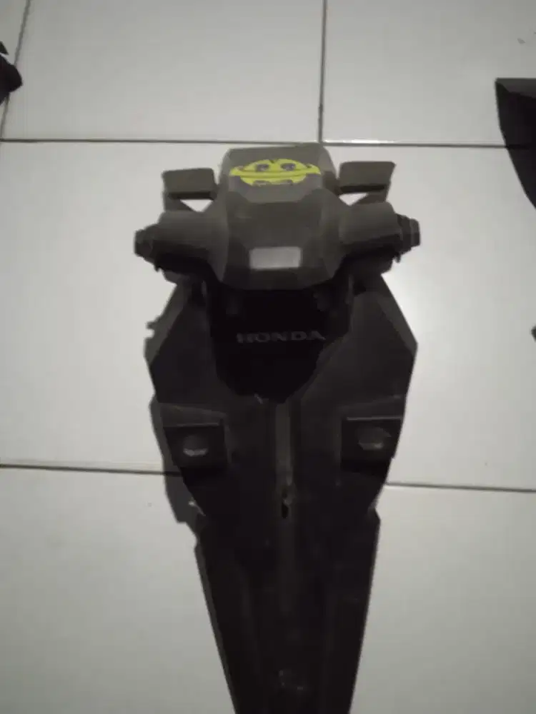 Spakbor belakang depan Vario