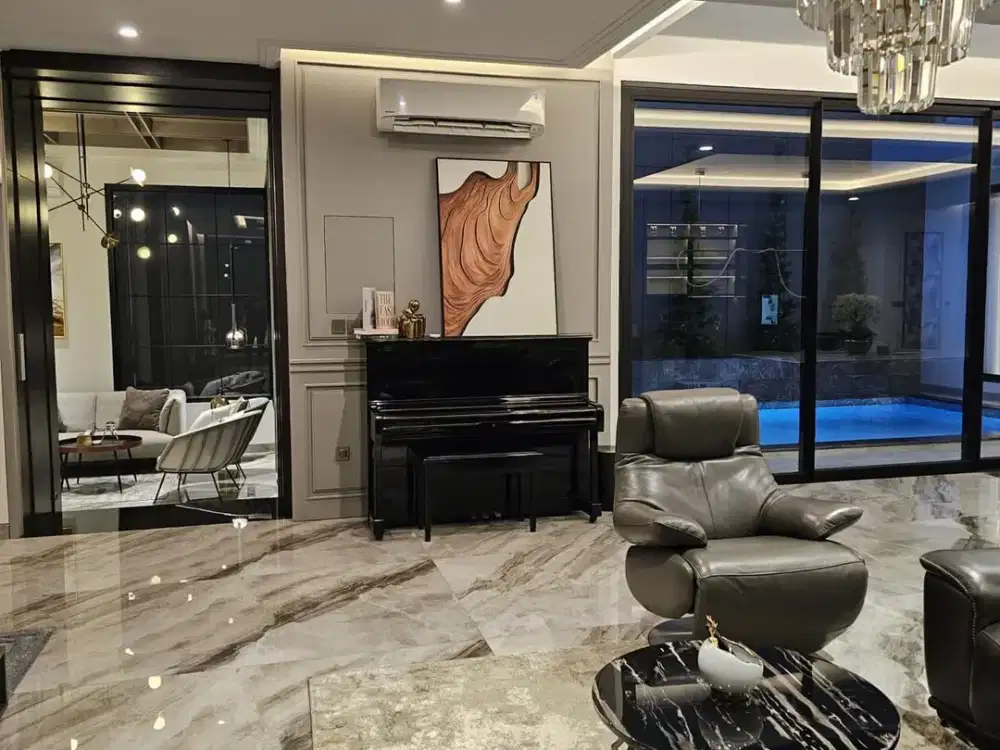 Dijual Rumah Luxury Premium House Graha Family Surabaya