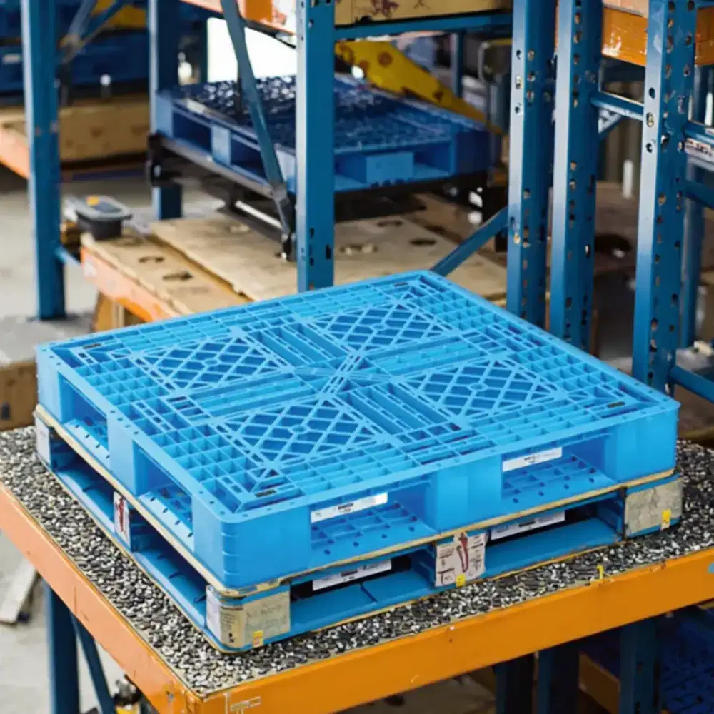 Palet plastik 110x110x15cm // pallet plastic second