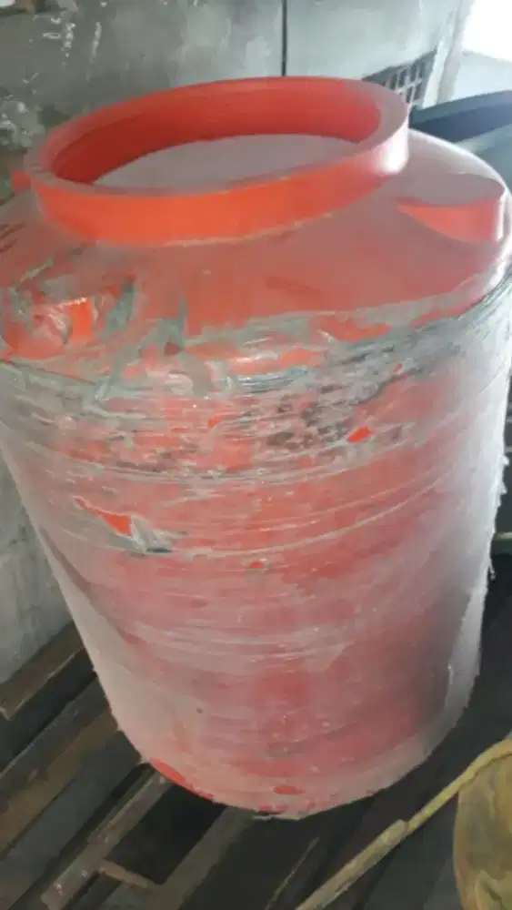 Tangki air bekas tandon toren