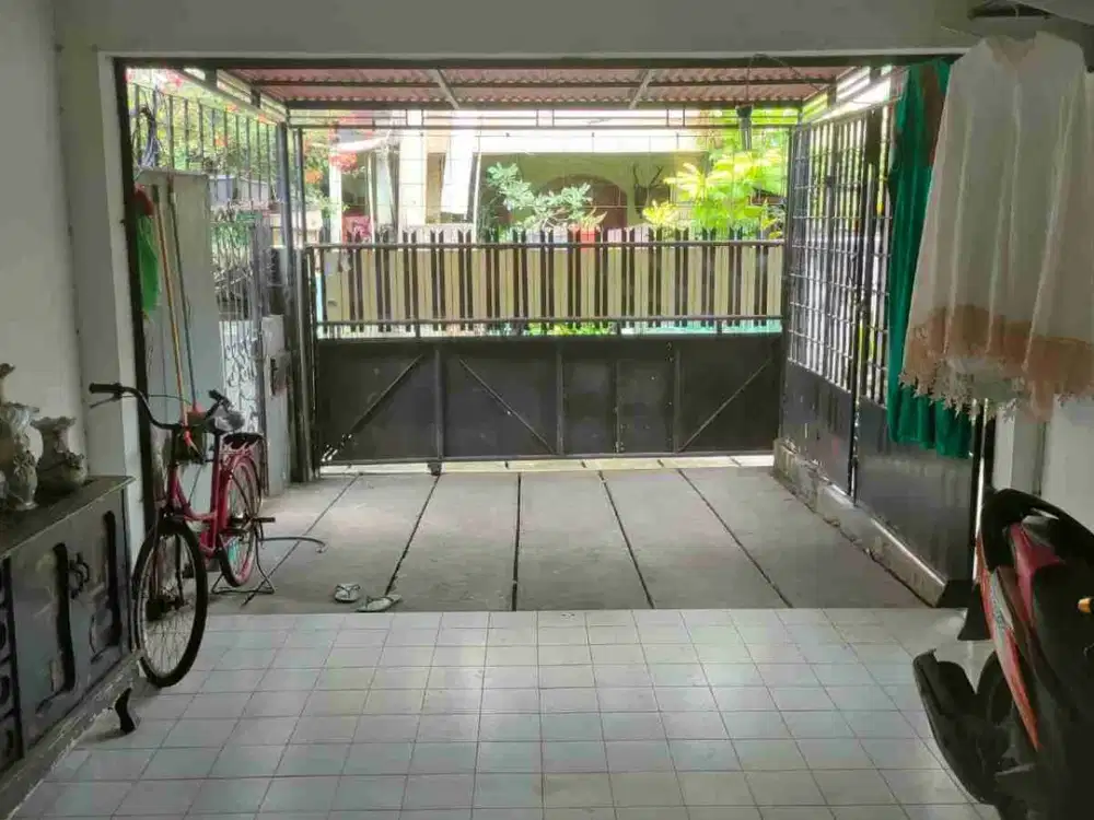 Jual Rumah Cocok untuk Usaha Kos lokasi Rawasari Salemba Jakarta