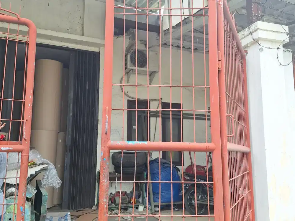 Dijual rumah + workshop  Hitung tanah Medokan Asri Tengah Rungkut SBY