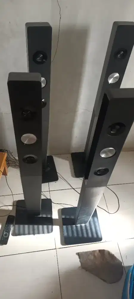 Home Theater Philips HTS5553