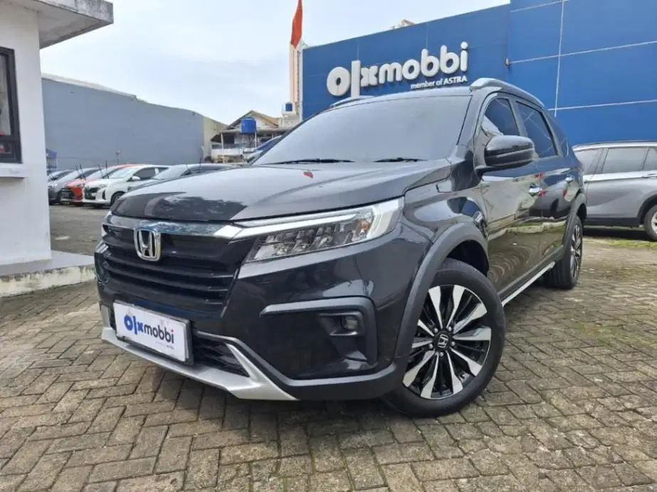 LOW DP Honda BR-V 1.5 Prestige Bensin-AT 2023 0CE