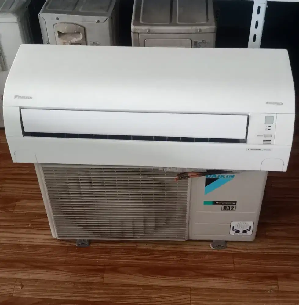AC daikin inverter 3/4 pk