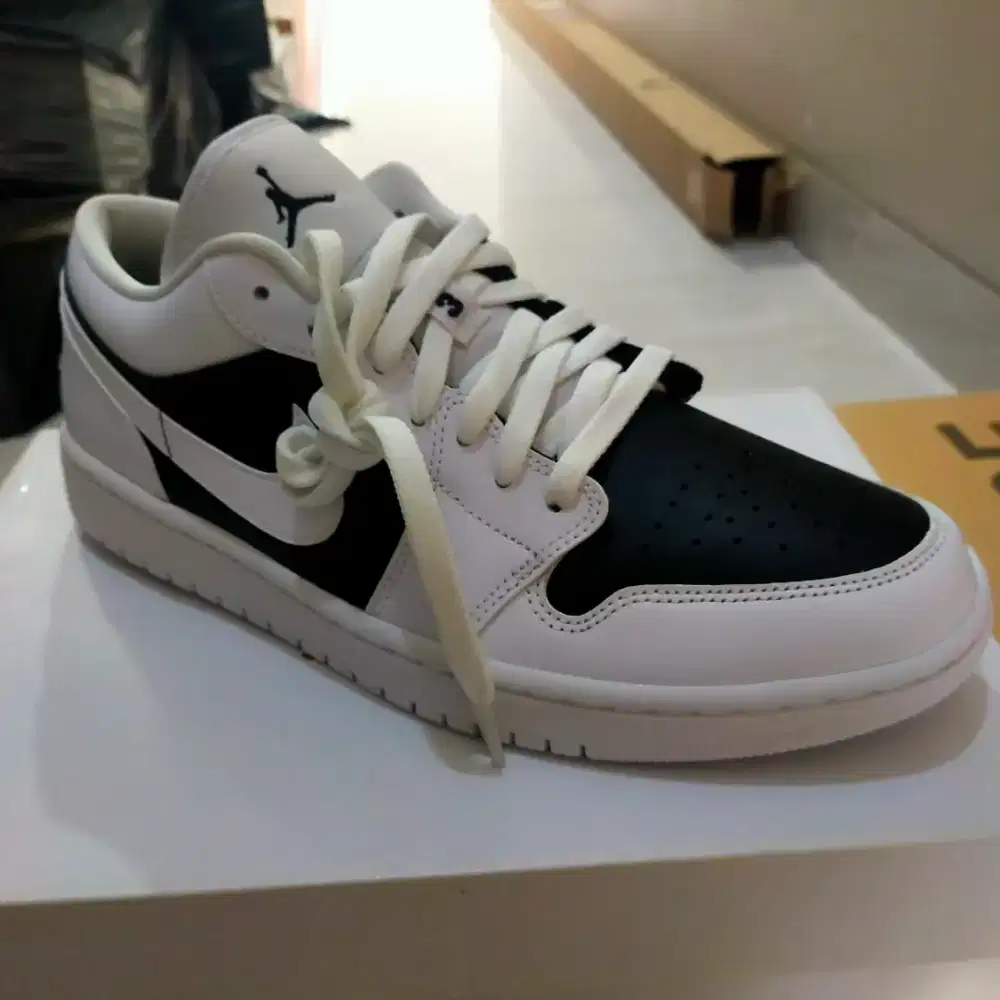 Jordan 1 low panda black and white