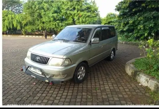 Toyota Kijang 2004 Bensin