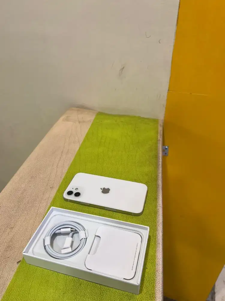 iphone 12 128gb ada putih baru saja