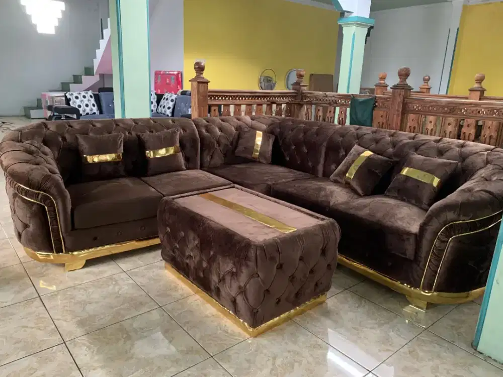 Jual aja nih sofa