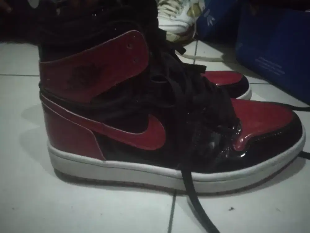 Sepatu second ori