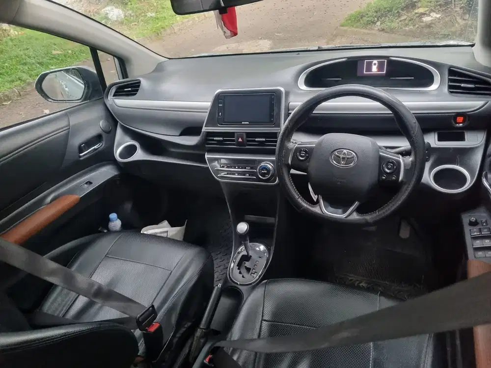 Toyota Sienta 2017 Bensin