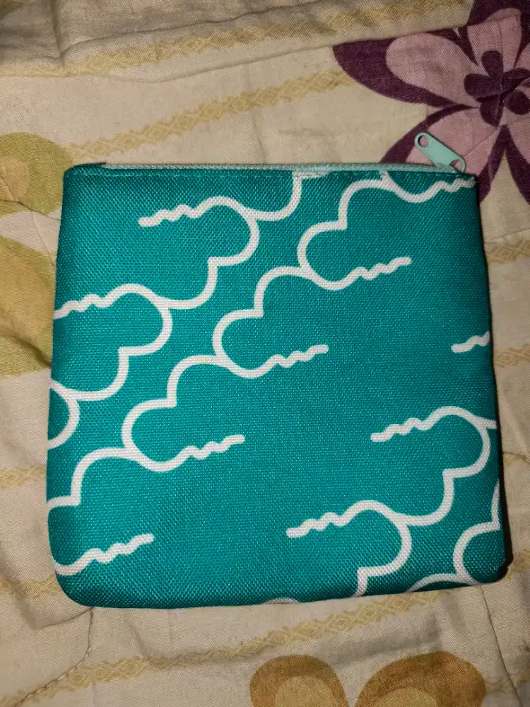 PRELOVED Pouch Make up -HSC2025