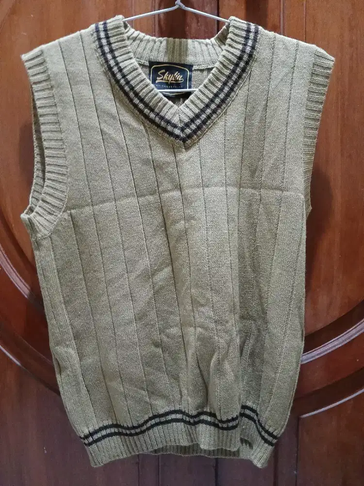 PRELOVED Vest Korean Look -HSC2025