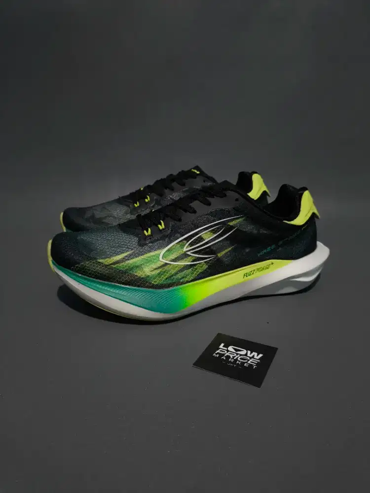 SEPATU RUNNING 910 HAZE STRIKE PRIME BLACK
