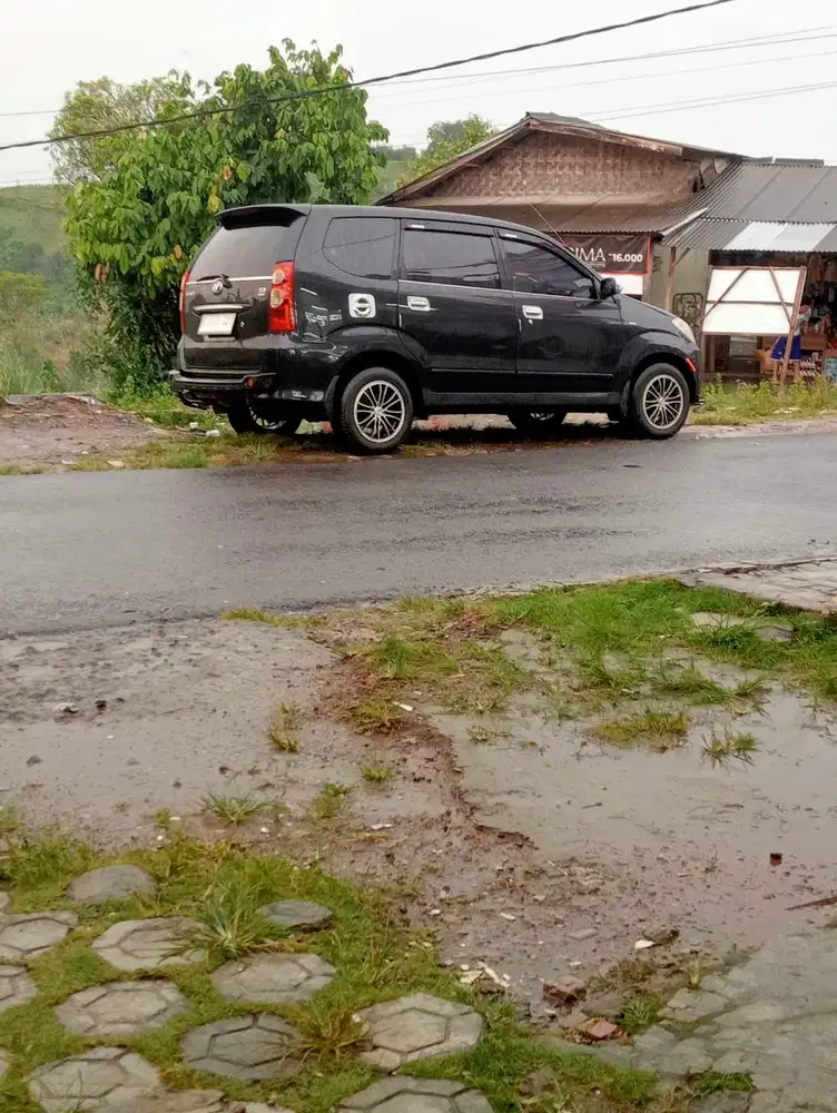 Toyota Avanza 2010 Bensin