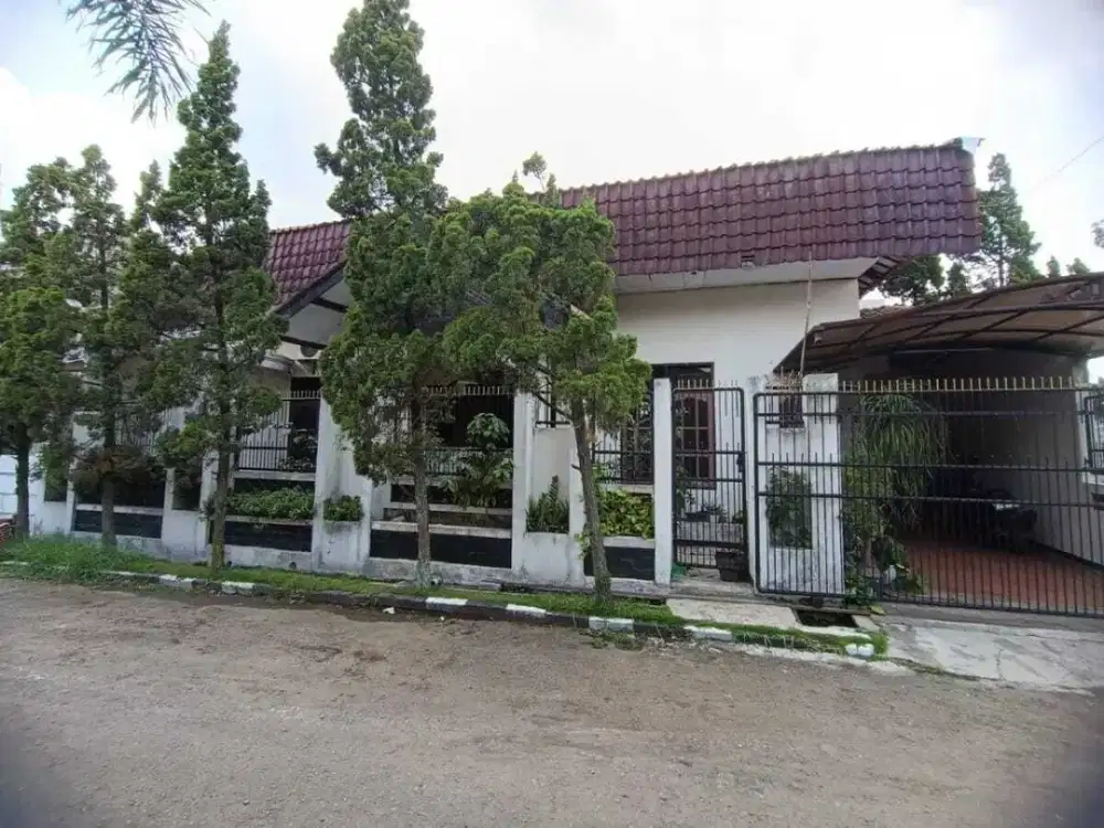 Rumah murah dibawah njop komp sanggar hurip metro soekarno hatta bdg