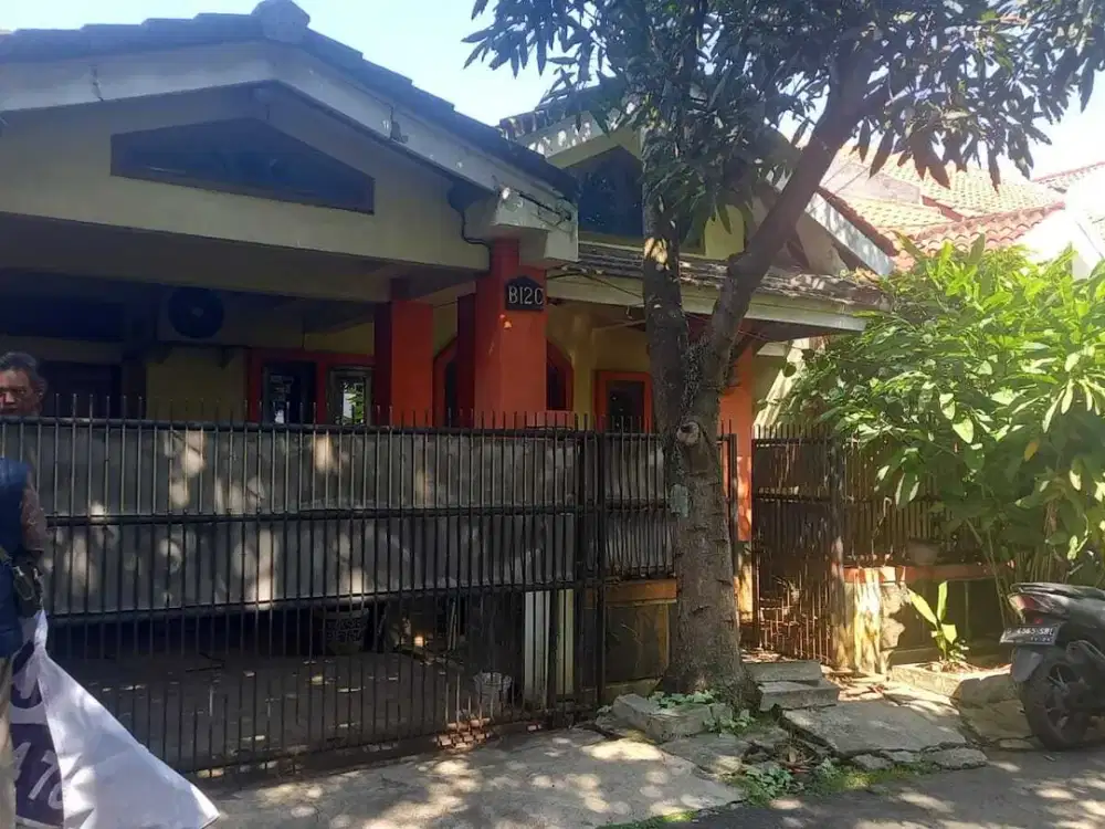 Rumah hitung tanah komp reflesia kawaluyaan soekarno hatta bandung