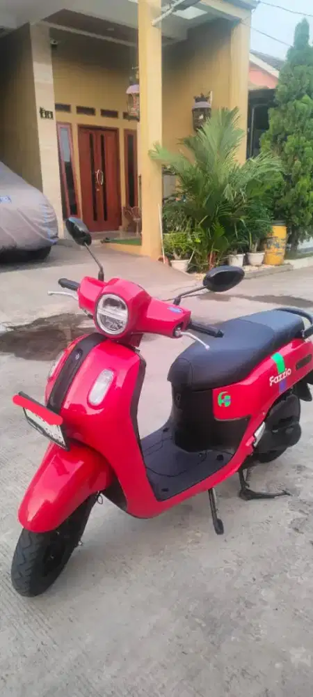 Yamaha Fazzio Hibrida Merah 2025
