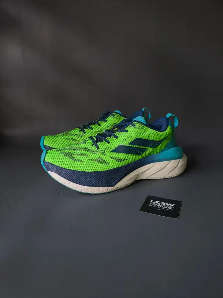 SEPATU RUNNING MILLS ENERSTRIKE BLITZ M2