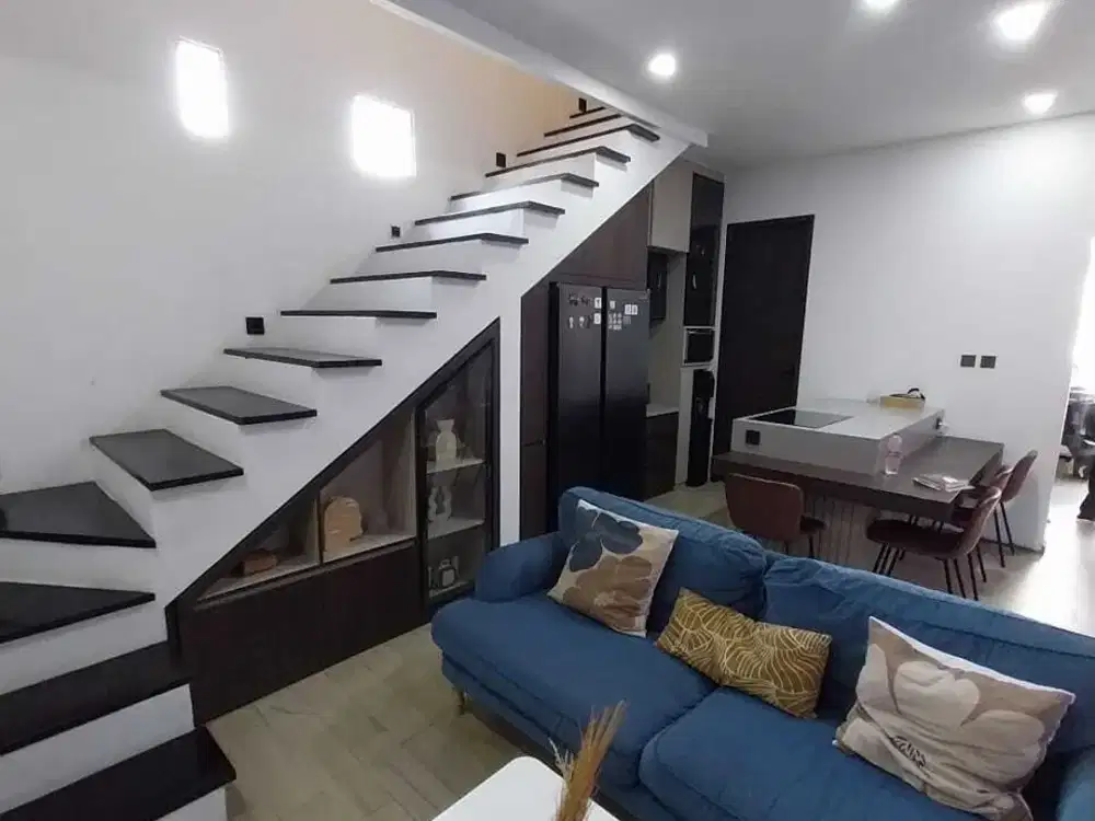 Rumah siap huni suryalaya buah batu bandung 2,5 lantai semi furnished