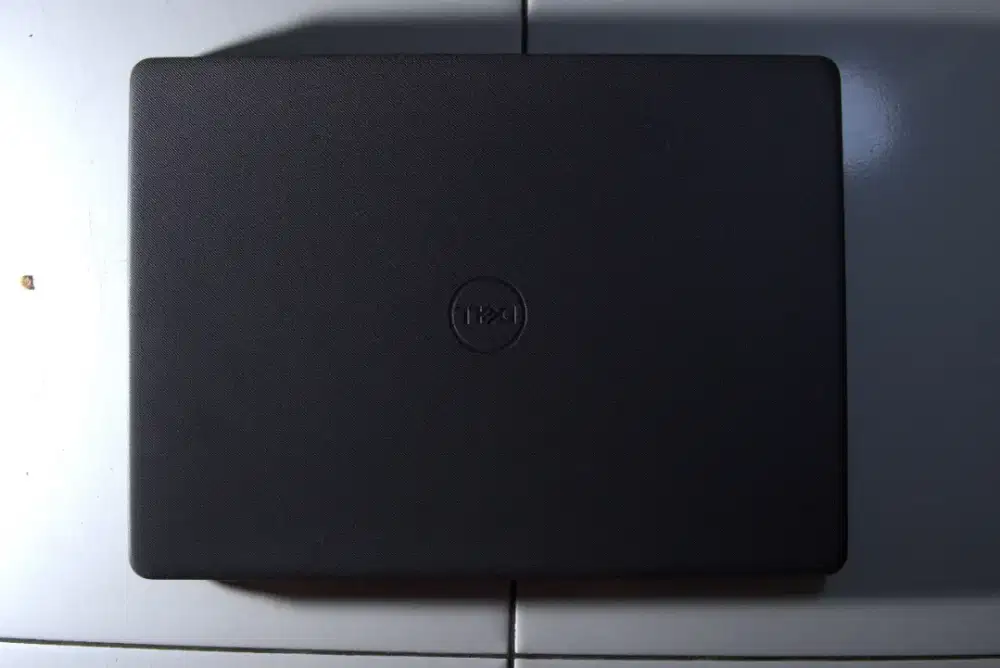 Dell Vostro 3405 AMD Ryzen 3 3250U with Radeon Graphics