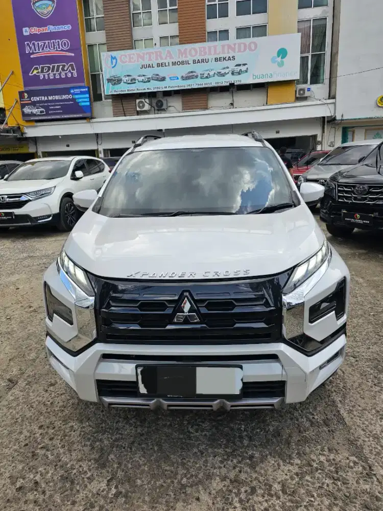 Xpander Cross premium 1.5 matic 2024 istimewa dp 28 jt