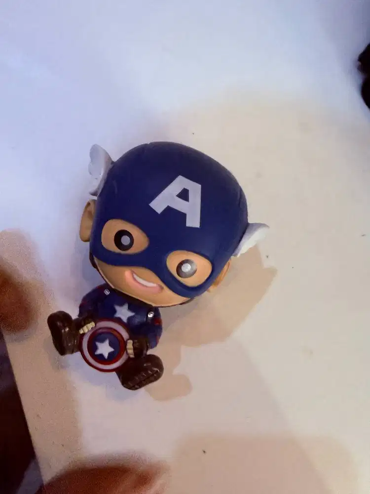 Action Seri Marvel Avenger Captain America 10cm