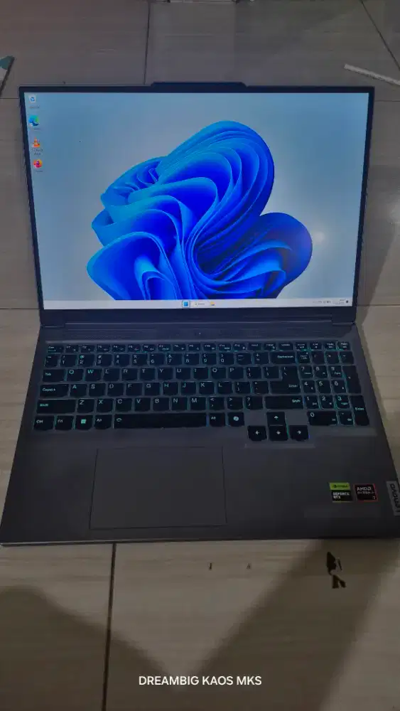 LENOVO IDEAPAD SLIM 5 RYZEN 7 8845 RTX 4060