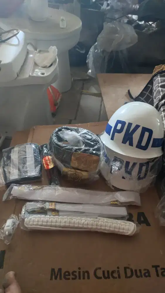 1 SET PERLENGKAPAN SATPAM SECURITY PKD